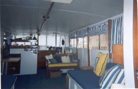 Salon facing forward